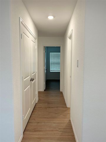 4122 Zavala Mill Street, Baytown, TX 77562