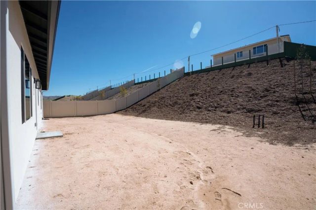 17127 Kent Street, Hesperia, CA 92345