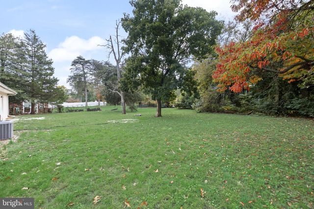 507 OAKLAND AVE, Berlin, NJ 08009