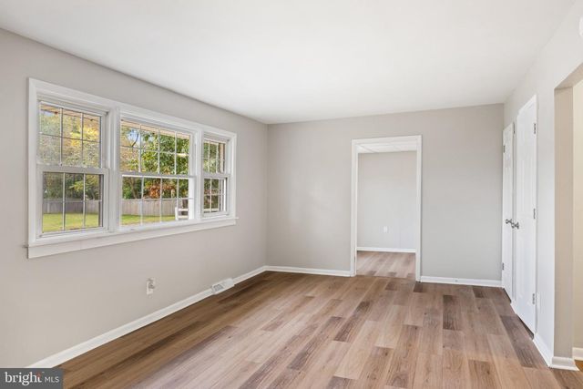 507 OAKLAND AVE, Berlin, NJ 08009