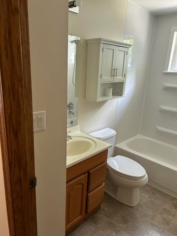 38040 Castle Drive, Romulus, MI 48174