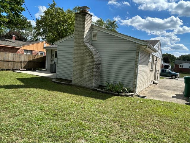 38040 Castle Drive, Romulus, MI 48174