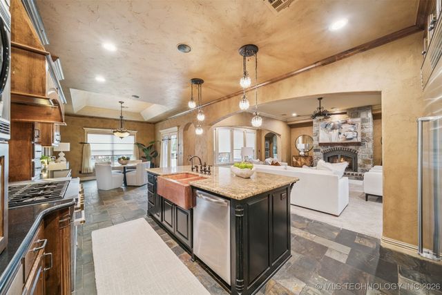 7390 N 199th East Avenue, Owasso, OK 74055