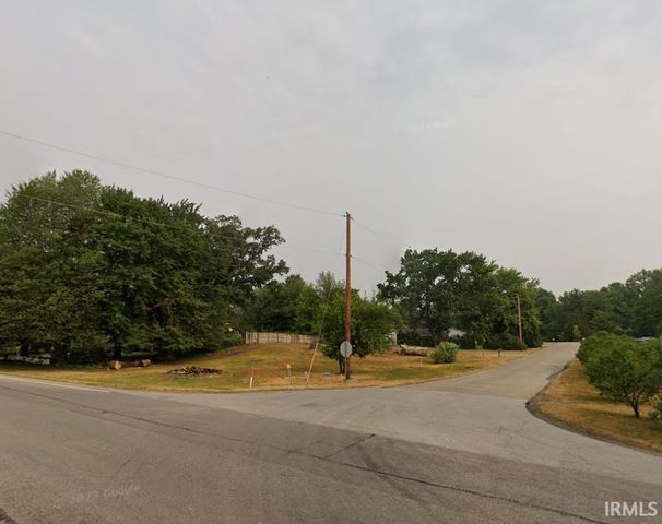 52973 York Hills Drive, Middlebury, IN 46540