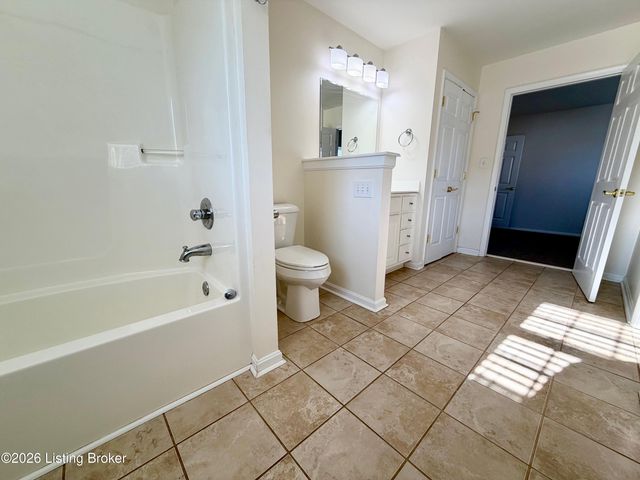 6216 Hillcrest Ct, Crestwood, KY 40014