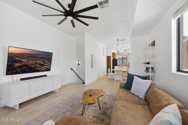 9551 E REDFIELD Road 1055, Scottsdale, AZ 85260