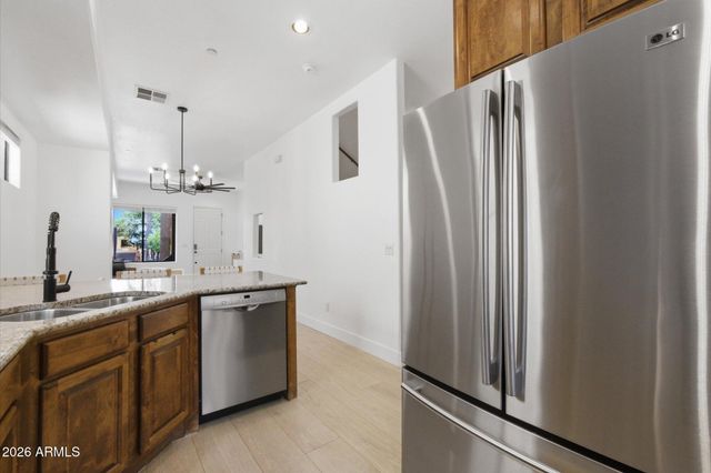 9551 E REDFIELD Road 1055, Scottsdale, AZ 85260