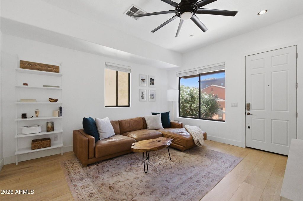9551 E REDFIELD Road 1055, Scottsdale, AZ 85260