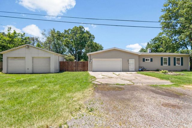 29766 Carolina Avenue, Elkhart, IN 46516