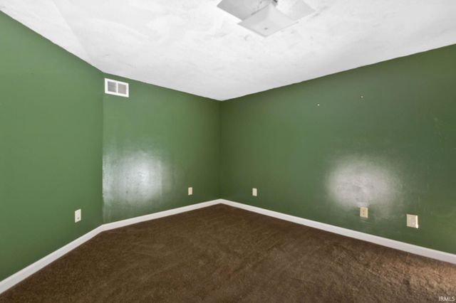 29766 Carolina Avenue, Elkhart, IN 46516