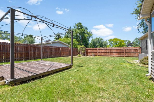 29766 Carolina Avenue, Elkhart, IN 46516