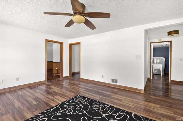 29766 Carolina Avenue, Elkhart, IN 46516