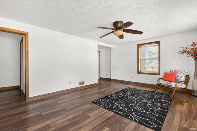 29766 Carolina Avenue, Elkhart, IN 46516