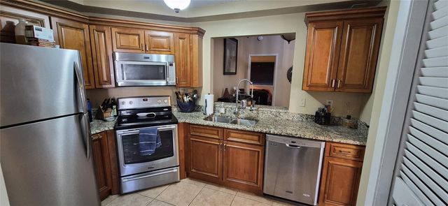 1997 GEORGIA CIRCLE S, Clearwater, FL 33760