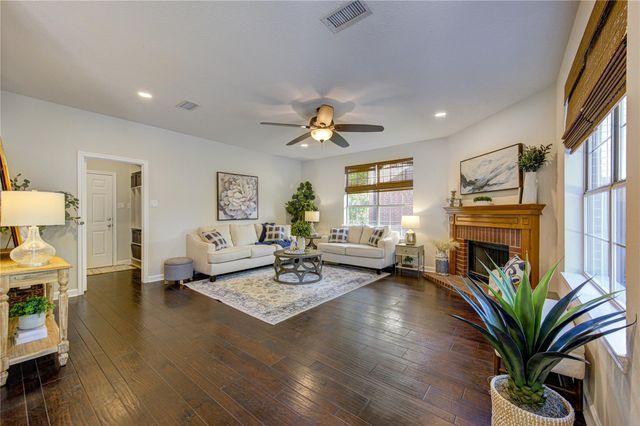 46 Indian Summer Place, The Woodlands, TX 77381