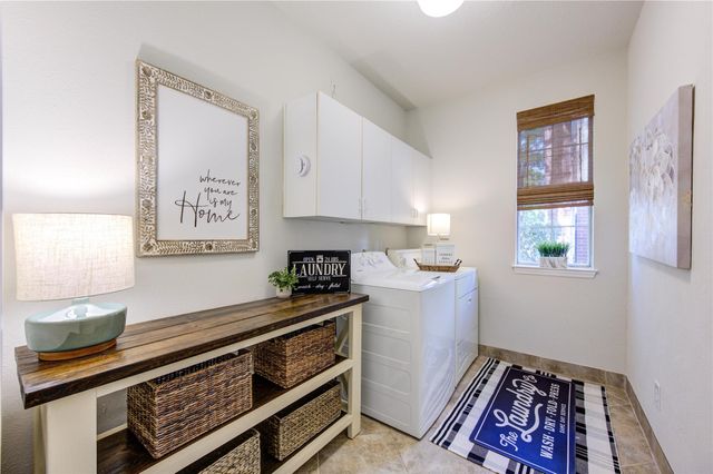 46 Indian Summer Place, The Woodlands, TX 77381