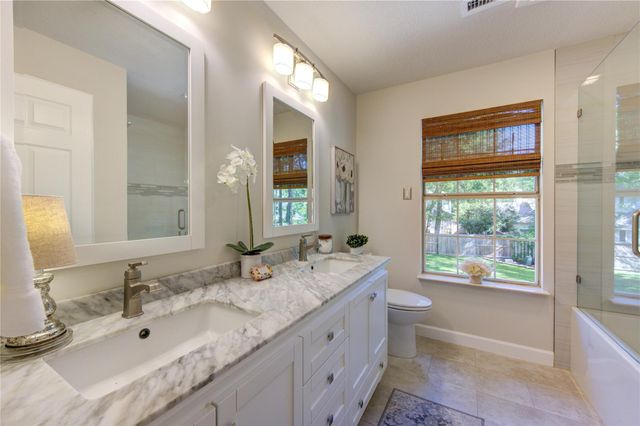 46 Indian Summer Place, The Woodlands, TX 77381