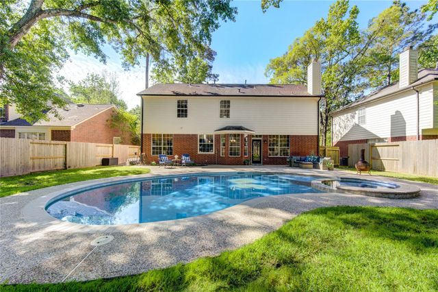 46 Indian Summer Place, The Woodlands, TX 77381