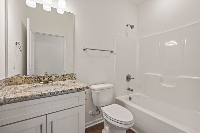 7913 E Highway 19, Loris, SC 29569