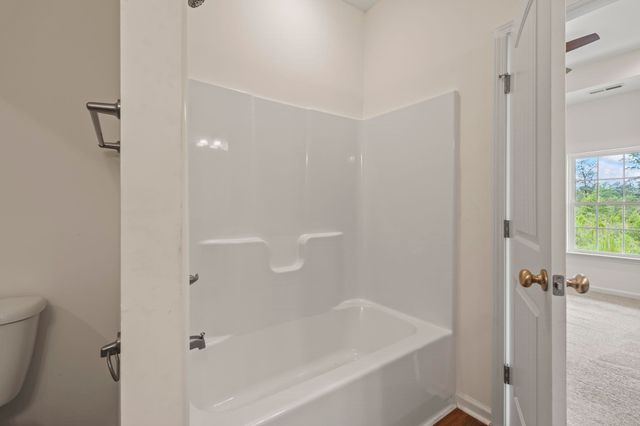 7913 E Highway 19, Loris, SC 29569