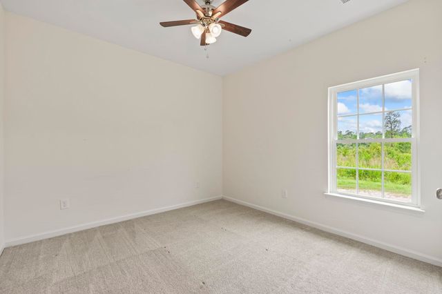7913 E Highway 19, Loris, SC 29569