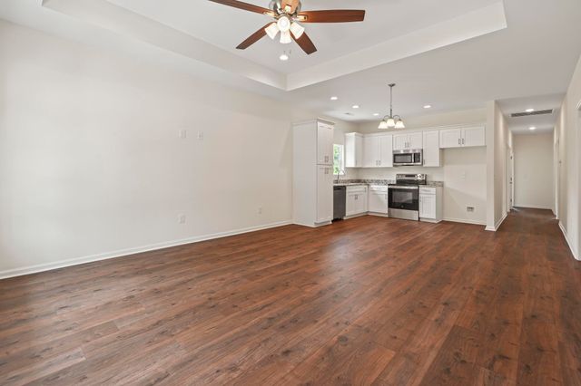 7913 E Highway 19, Loris, SC 29569