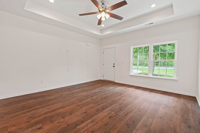 7913 E Highway 19, Loris, SC 29569
