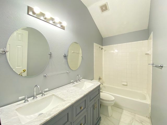 1328 Falcon Hollow, Cedar Hill, TX 75104