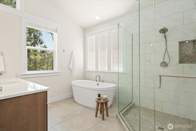12080 159th Court NE, Redmond, WA 98052