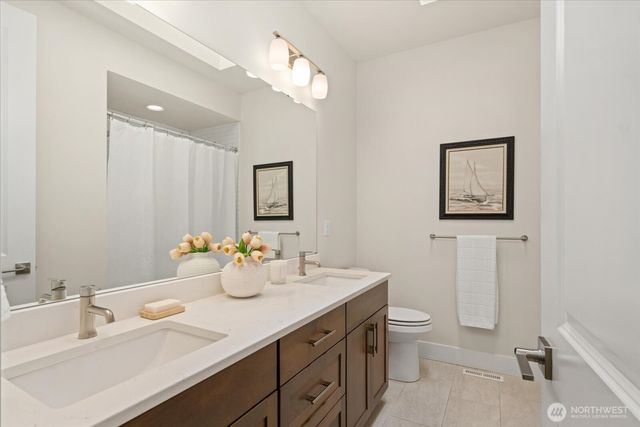 12080 159th Court NE, Redmond, WA 98052