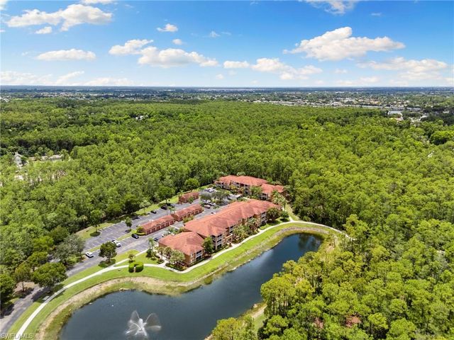 1875 Florida Club DR 7109, Naples, FL 34112