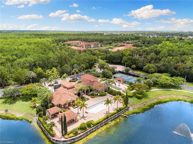 1875 Florida Club DR 7109, Naples, FL 34112