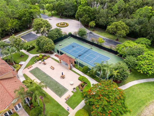 1875 Florida Club DR 7109, Naples, FL 34112
