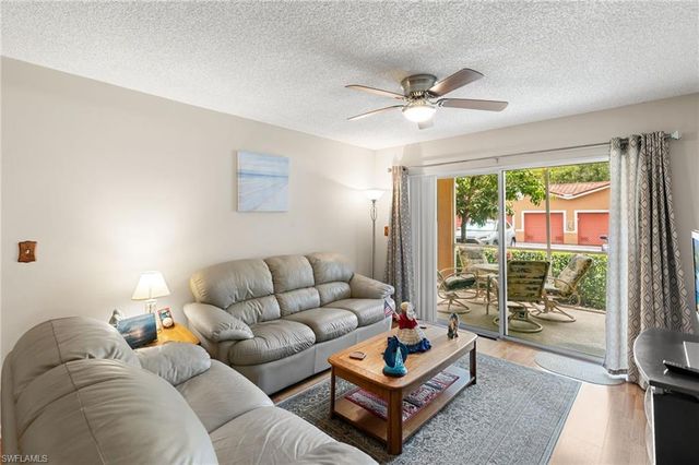 1875 Florida Club DR 7109, Naples, FL 34112