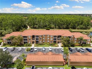1875 Florida Club DR 7109, Naples, FL 34112