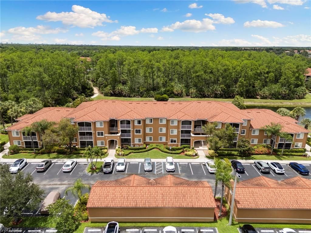 1875 Florida Club DR 7109, Naples, FL 34112
