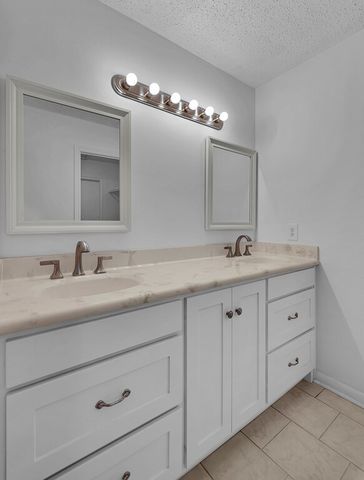 30 Sugar Creek Place, Woodway, TX 76712