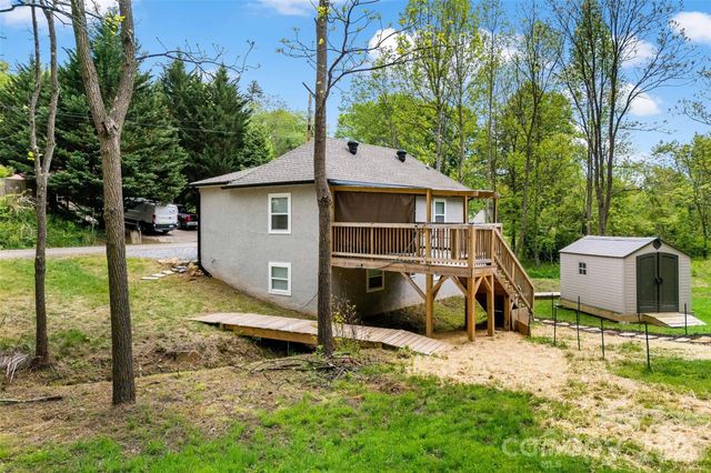 153 Arrowood Corner Road, Mars Hill, NC 28754