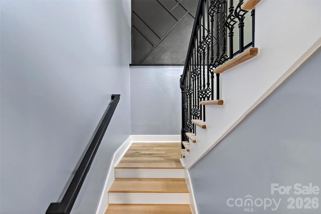 153 Arrowood Corner Road, Mars Hill, NC 28754