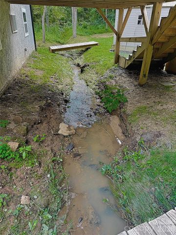 153 Arrowood Corner Road, Mars Hill, NC 28754