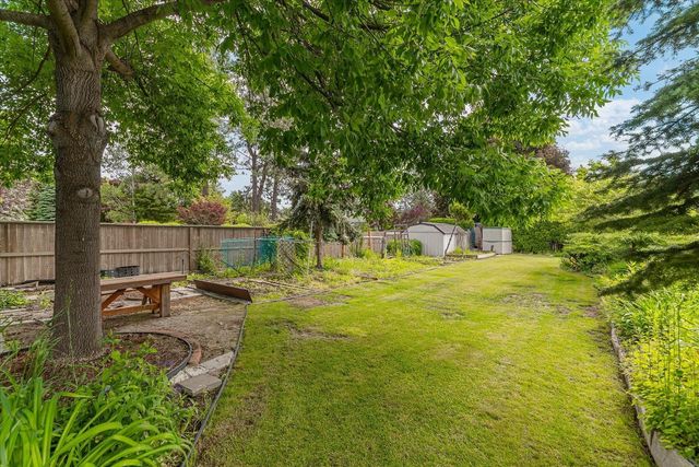 2115 E 56th Ct, Spokane, WA 99223