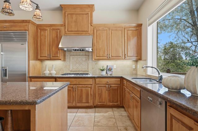 1109 Holly Leaf Ln, Meadow Vista, CA 95722