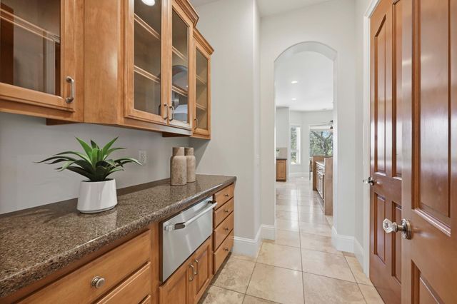 1109 Holly Leaf Ln, Meadow Vista, CA 95722