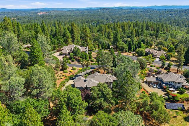 1109 Holly Leaf Ln, Meadow Vista, CA 95722