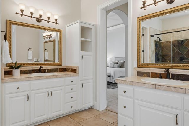 1109 Holly Leaf Ln, Meadow Vista, CA 95722