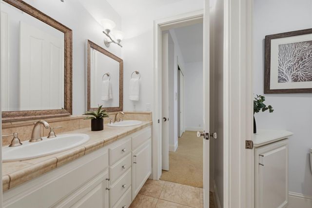 1109 Holly Leaf Ln, Meadow Vista, CA 95722