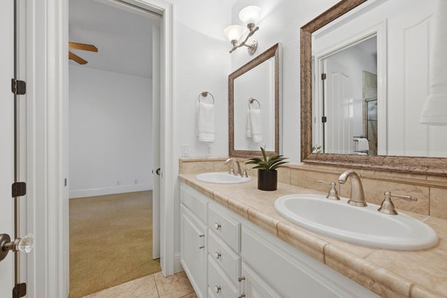 1109 Holly Leaf Ln, Meadow Vista, CA 95722