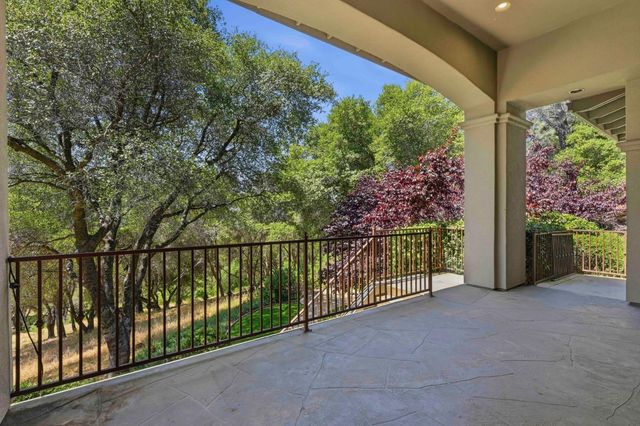 1109 Holly Leaf Ln, Meadow Vista, CA 95722