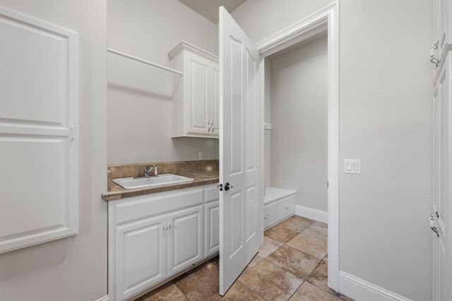 1109 Holly Leaf Ln, Meadow Vista, CA 95722