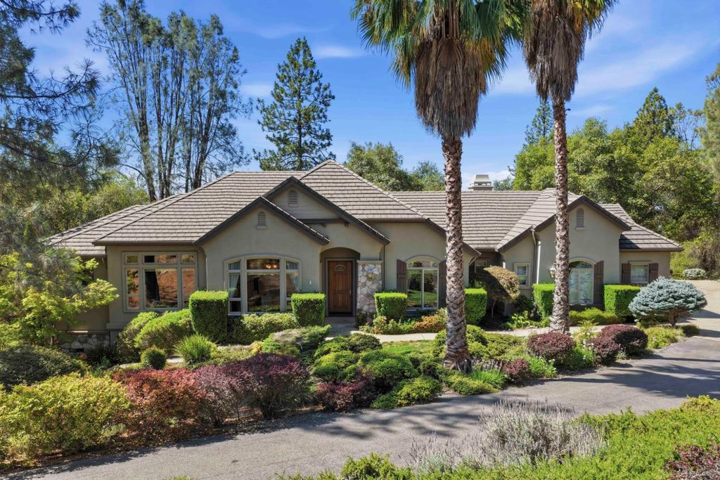 1109 Holly Leaf Ln, Meadow Vista, CA 95722